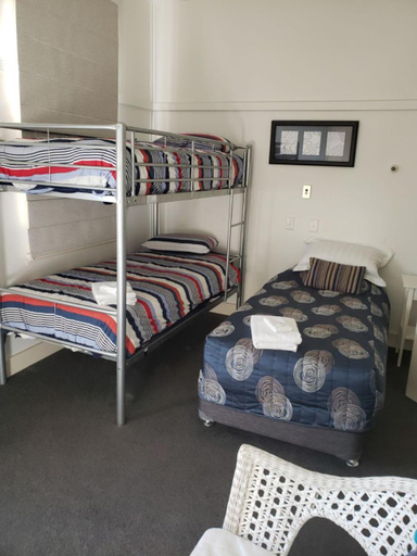 Bedroom 3, Marlo Hotel, E. Gippsland - Orbost
