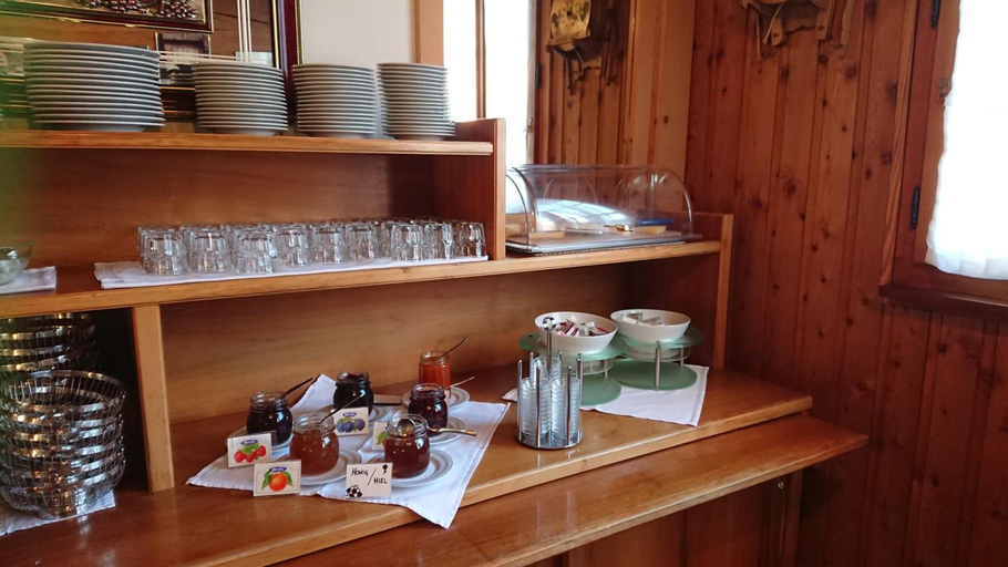 Food & Drinks 5, Hotel Nufenen, Goms