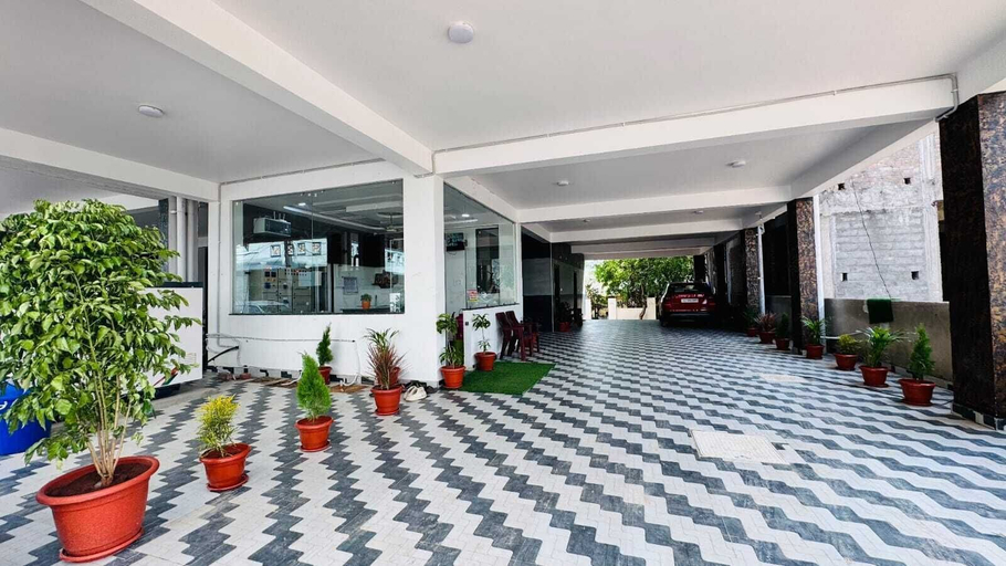 Property grounds 3, Arul Rayara Residency, Raichur