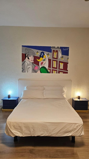 Room 3, Ã‰xito En Madrid, Madrid