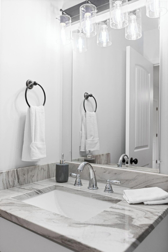 Bathroom 3, Trendy at Hoyt Two Homes, Hamilton