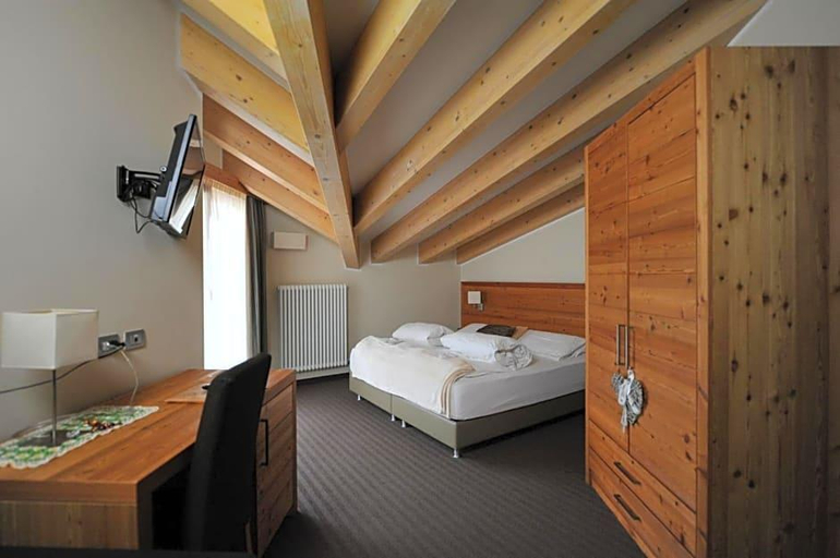 Bedroom 3, Bio Hotel Brusago Vital Wellness, Trento