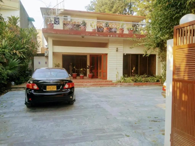 Exterior & Views, Pyramid International Guests House, Islamabad