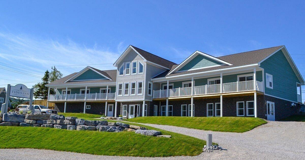 Exterior & Views 1, The Tides Inn, Division No. 9