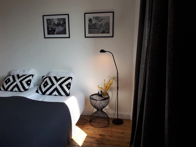 Room 3, Villa Marguerite, Pas-de-Calais