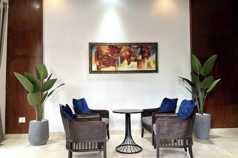 4, Kim’s House Entire Villa 6-BR Near My Khe Beach, Da Nang