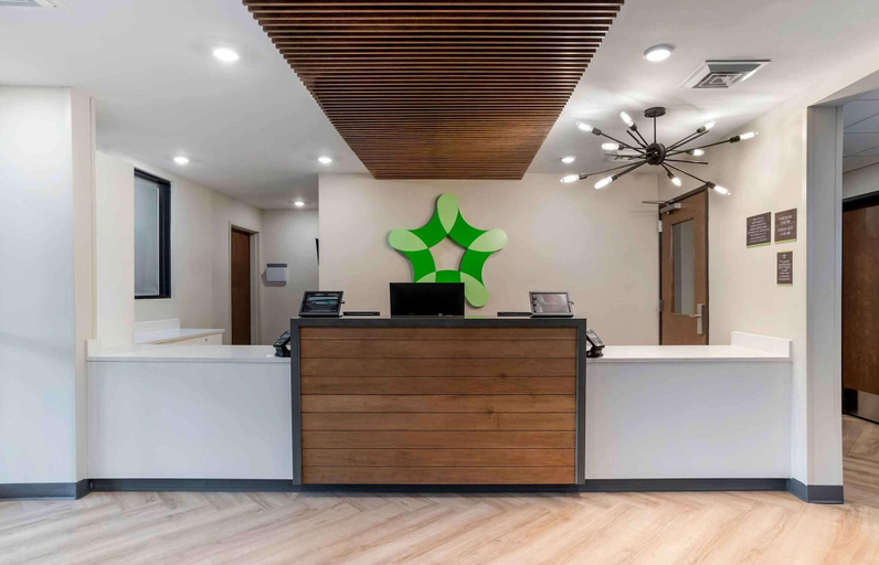 Public Area 2, Extended Stay Premier Suites - Pensacola- Nas Corry Station, Escambia