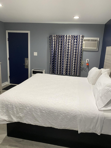 Bedroom 4, Dunmore Inn, Lackawanna