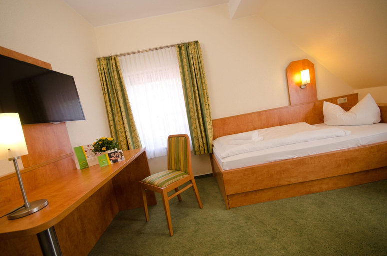 Room 4, Gasthof Zur Muhle, Oldenburg