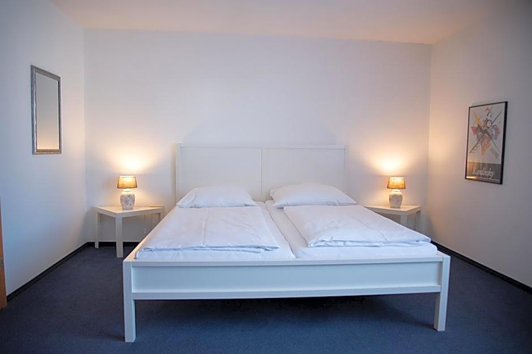 Bedroom 2, Hotel Brauhaus Weyhausen, Gifhorn