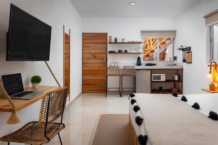 Room 5, Verandah Studios, Cozumel