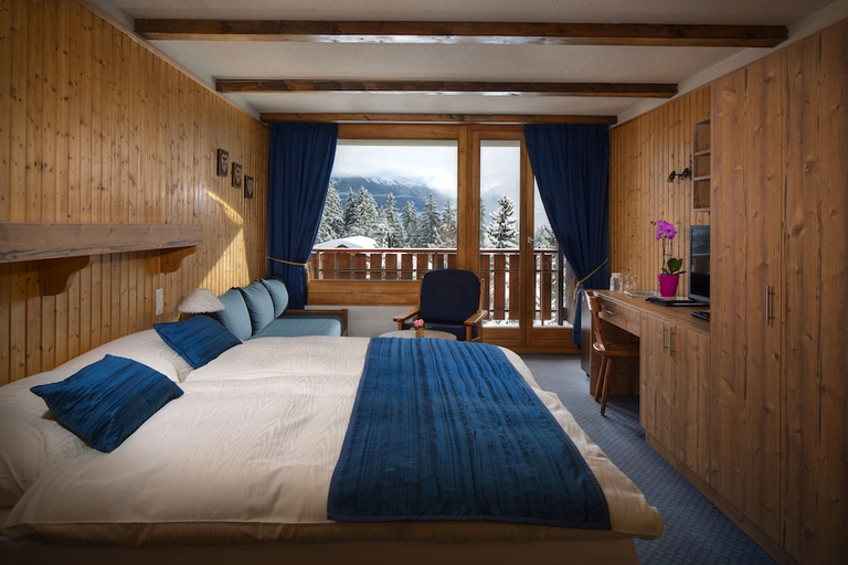 Bedroom 3, La Prairie, Sierre