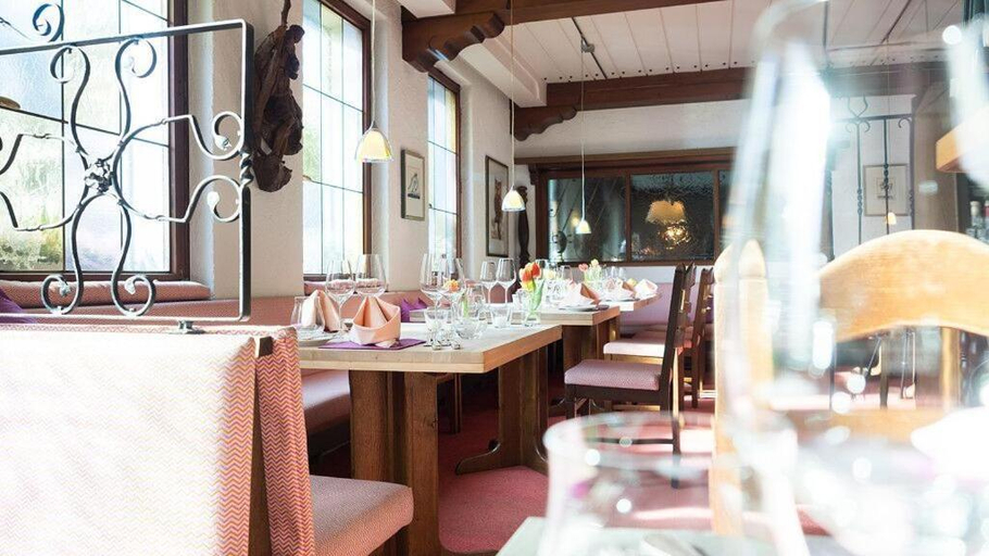 Food & Drinks 5, Hotel Restaurant Krehl S Linde, Stuttgart