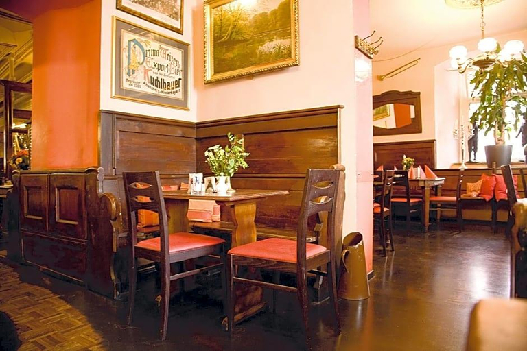 Food & Drinks 4, Restaurant Dicker Mann Hotel Zum Blauen Krebs, Regensburg