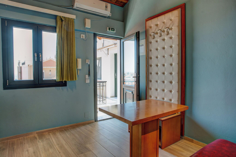 Terrace 4, Heliotrope The Studios, North Aegean