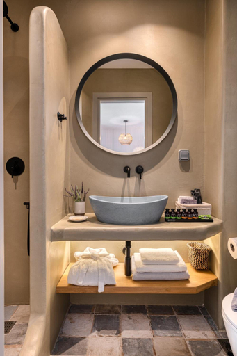 Bathroom 3, Ypseli Anafi's Hive, South Aegean