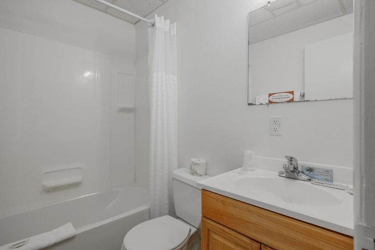 Bathroom 4, Golden North Inn, Fairbanks North Star