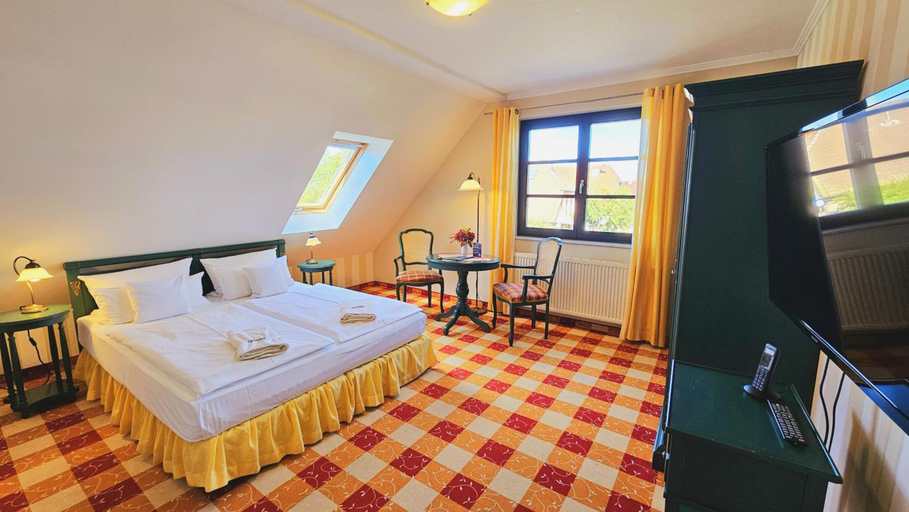 Bedroom 3, Hotel Godewind, Vorpommern-Rügen