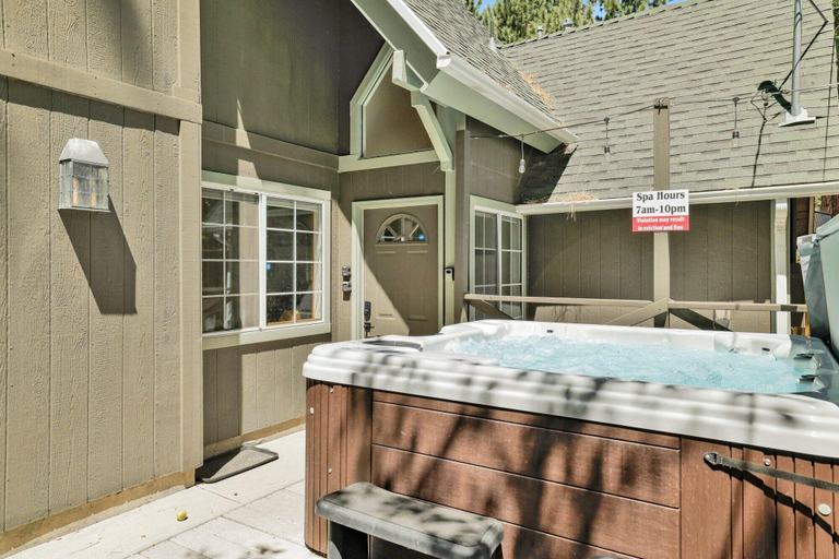 Sport & Beauty 5, Green Canoe Cabin #2293, San Bernardino
