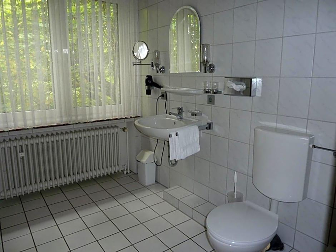 Bathroom 4, Hotel Up De Birke, Steinfurt