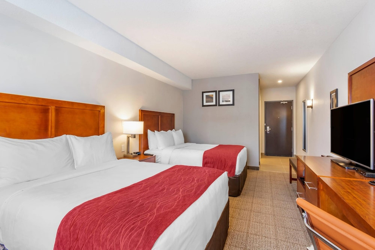 Bedroom 3, Comfort Inn & Suites Valemount - Highway 5, Fraser-Fort George