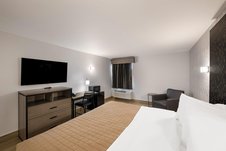 Bedroom 3, Essence Express Wayne, Passaic