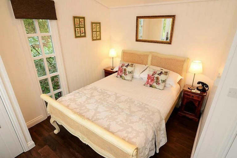 Room 2, Broadoaks Country House, Cumbria