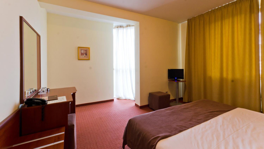 General view 4, Nadejda Hotel, Stolichna
