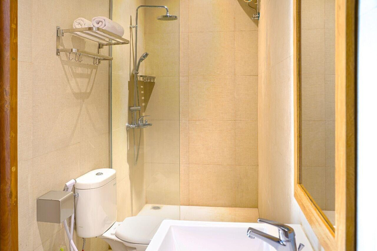 Bathroom, IOOVE Tanjung Seminyak Suites, Badung
