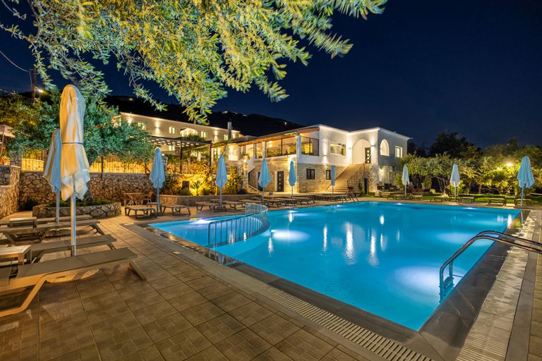 Sport & Beauty 5, Crystal Blue Hotel, Ionian Islands