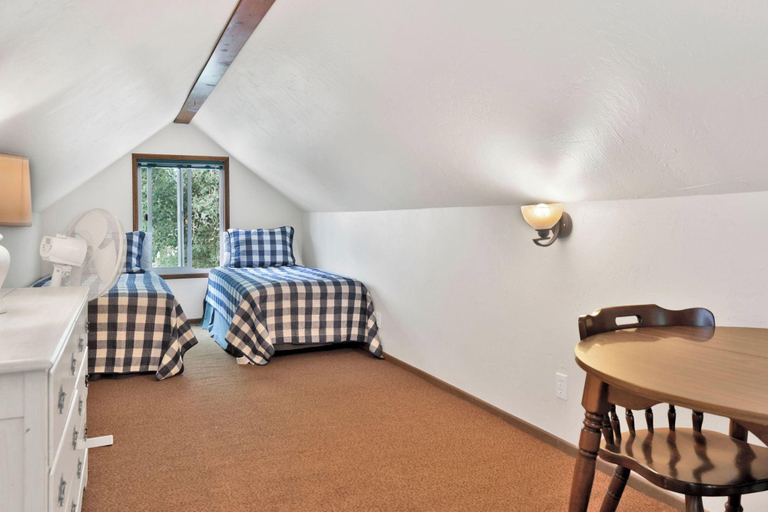 Room 5, Lakeview Getaway 2120, San Bernardino