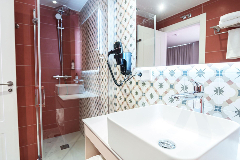 Bathroom 4, Apartamentos Valladolid Centro, Valladolid