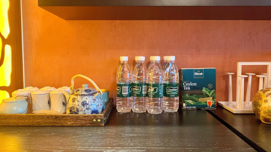 Food & Drinks, Beijing Furnished Apt with Queen bed, Beijing