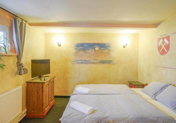Bedroom 3, Hotel Plesivec, Karlovy Vary