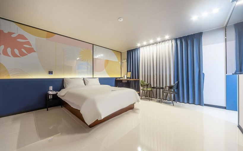 Bedroom 2, Pohang Aria Business Hotel, Pohang
