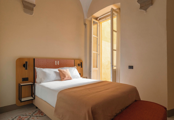 Room 4, Limehome Arezzo Duomo, Arezzo