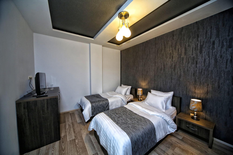 Bedroom 2, Hotel Continental, Tskaltubo
