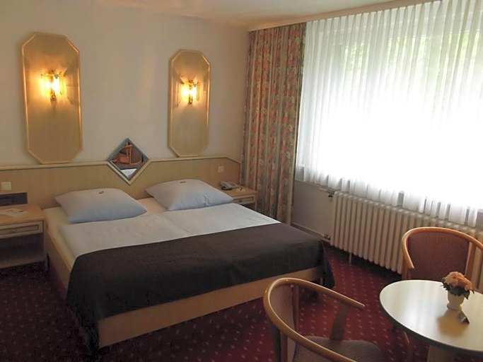 Bedroom 4, Seehotel Ichlim, Mecklenburgische Seenplatte