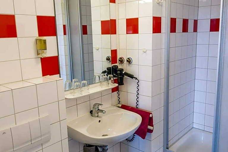 Bathroom 4, Schanzenstern Altona Gmbh, Hamburg