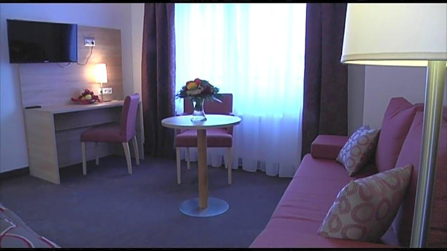 Bedroom 2, Gasthof Traube, Rems-Murr-Kreis