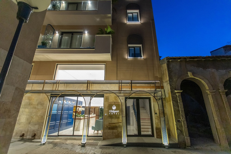 Exterior & Views 2, Old Port Hotel
