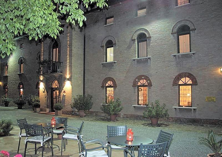 Exterior & Views 2, Hotel Castello, Modena
