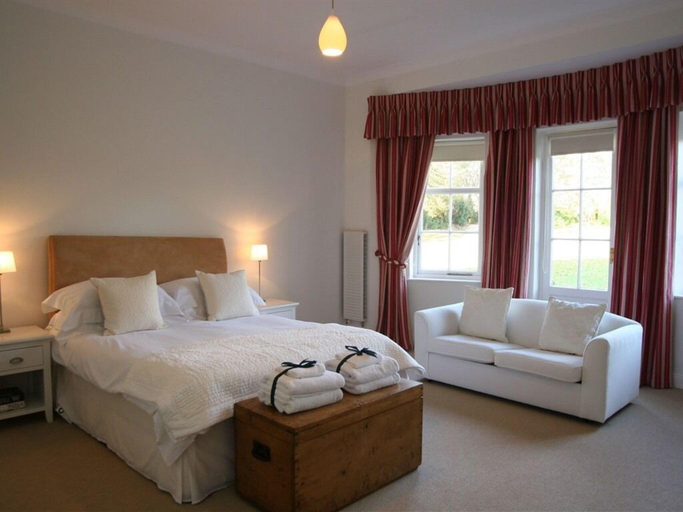 Bedroom, The Coach House At Stewart Hall, North Ayrshire