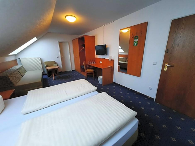 Bedroom 3, Hotel Kaiserhof, Region Hannover