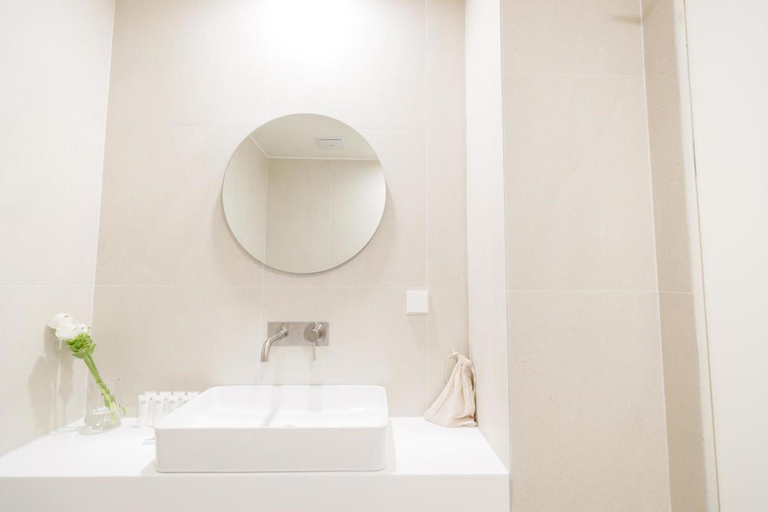 Bathroom 5, White Linen House, Gangnam