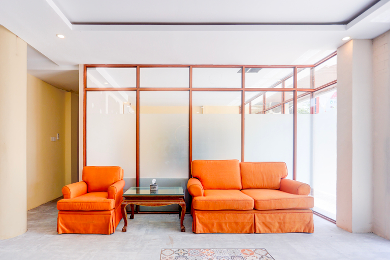 Lobby 3, Collection O Nagoya Near Nagoya Hill Mall, Batam