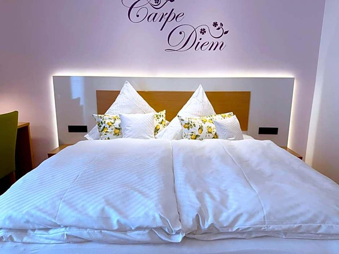 Bedroom 5, Hotel Restaurant Thum, Zollernalbkreis