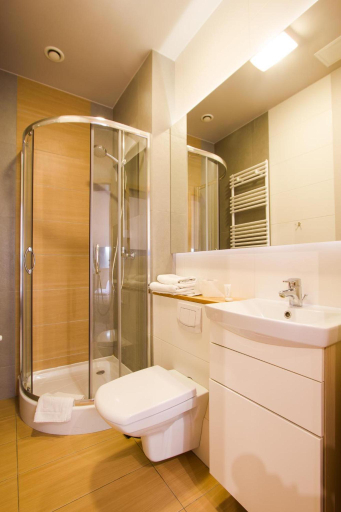 Bathroom 3, Hotel Platan, Ostrów Wielkopolski