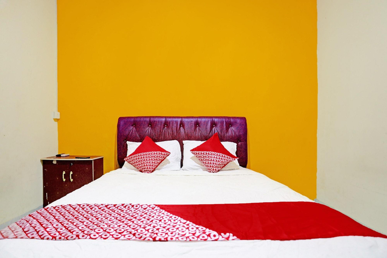 Room 4, 92322 Hasan House Syariah, Batam