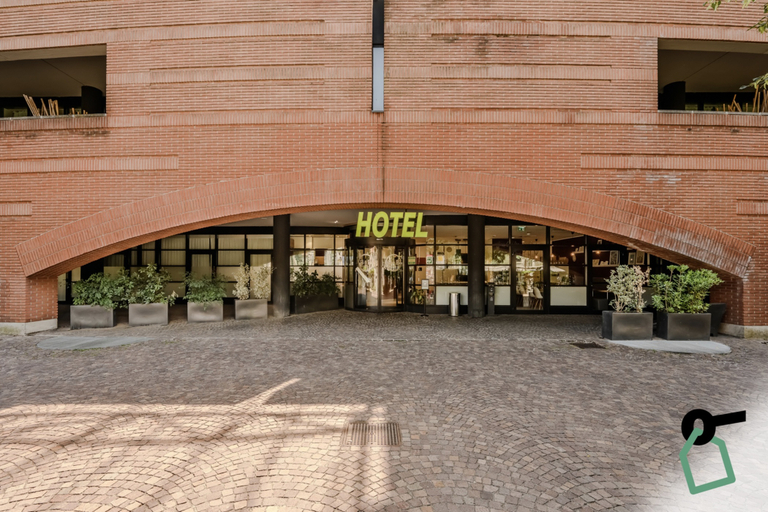Exterior & Views 2, Hotiday Como Paoli, Como
